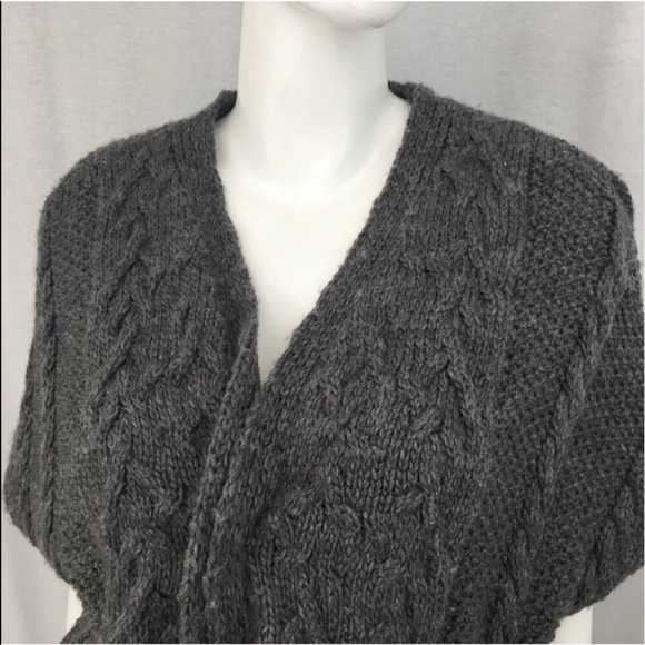 SOLD Small XXI Forever 21 Wool Blend Vest Cardigan - Picture 5 of 8